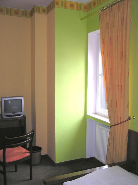 Hotel Pfaffenhof Lich Ruang foto