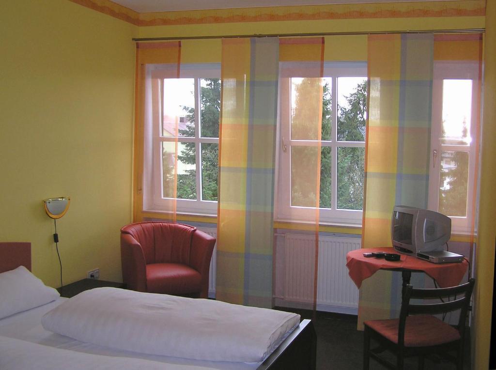 Hotel Pfaffenhof Lich Ruang foto